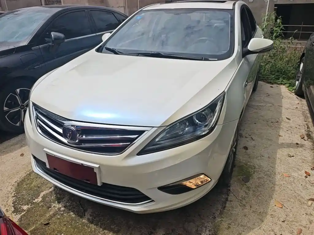 Photo 3 - Changan Eado