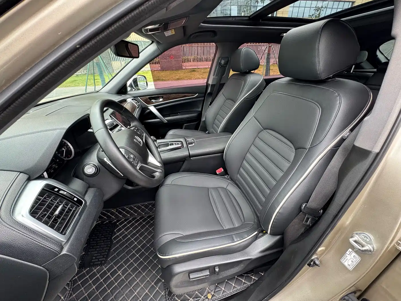 Honda UR-V 2017 2017 240TURBO 2WD Luxury Edition China V
