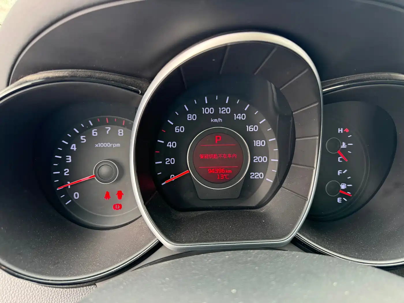 Kia K2 2015 Hatchback 1.6L AT Premium фото 13