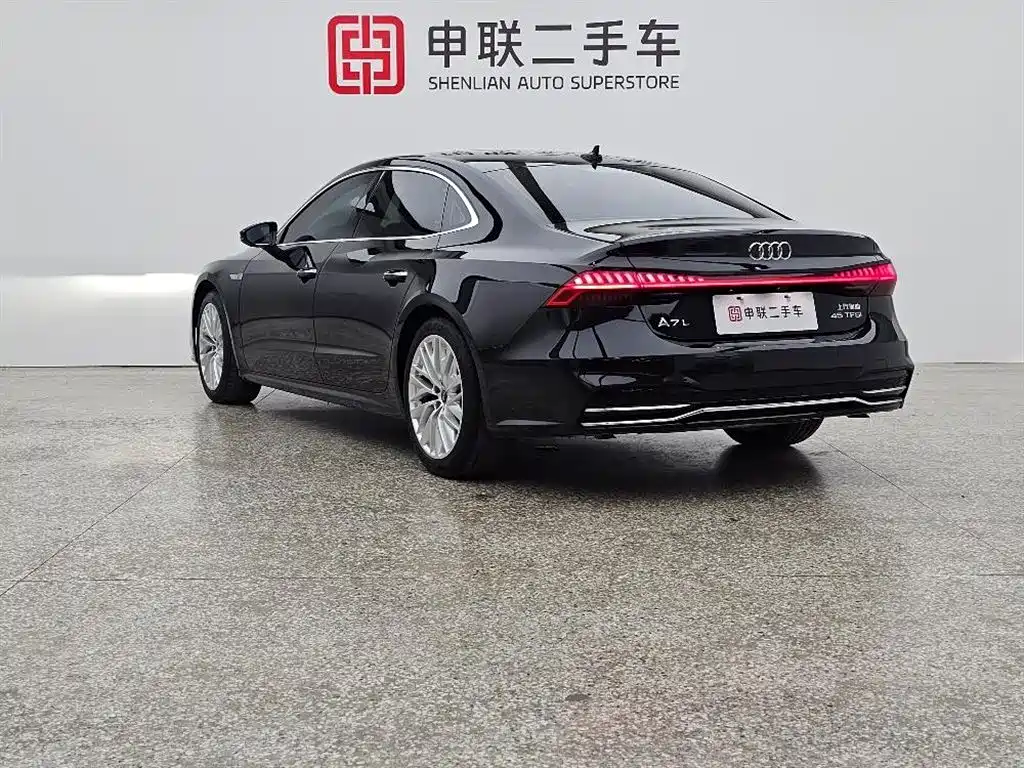 Audi A7L 2024 45TFSI S-line Dream Edition Crystal Package фото 4