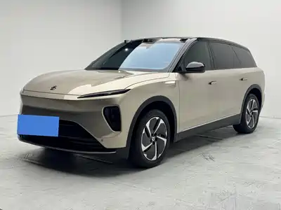 NIO ES8