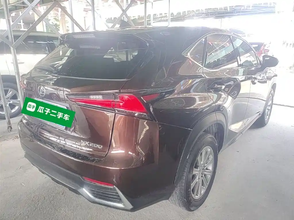 Lexus NX 2017 200 FWD Sharp Edition фото 7