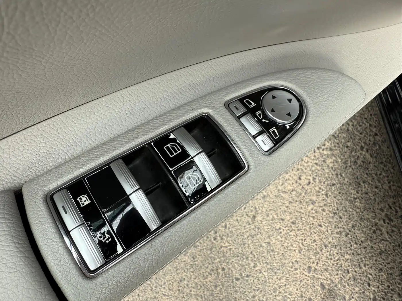 Mercedes-Benz S-Class 2010 S 350 L Luxury фото 13