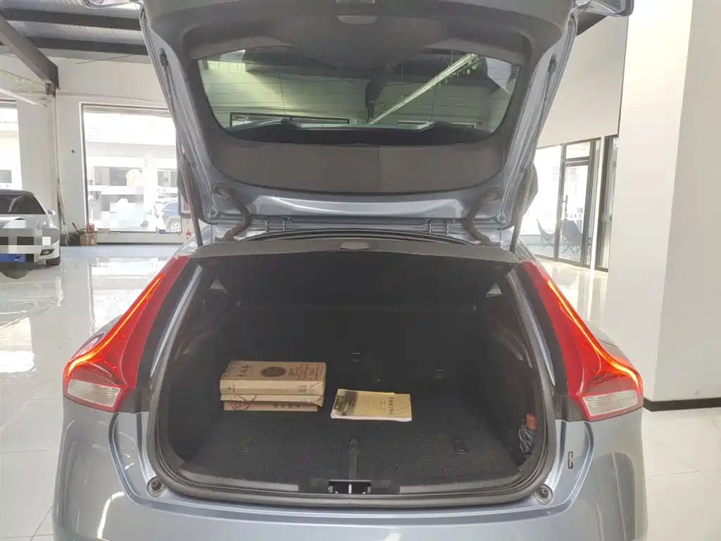 Volvo V40 2018 2018 T3 Inscription Edition
