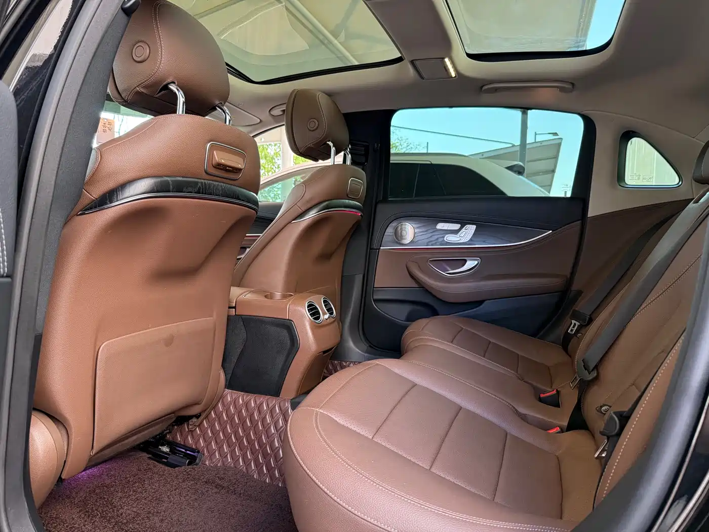 Mercedes-Benz E-Class 2019 E 300 L Sport Luxury фото 10
