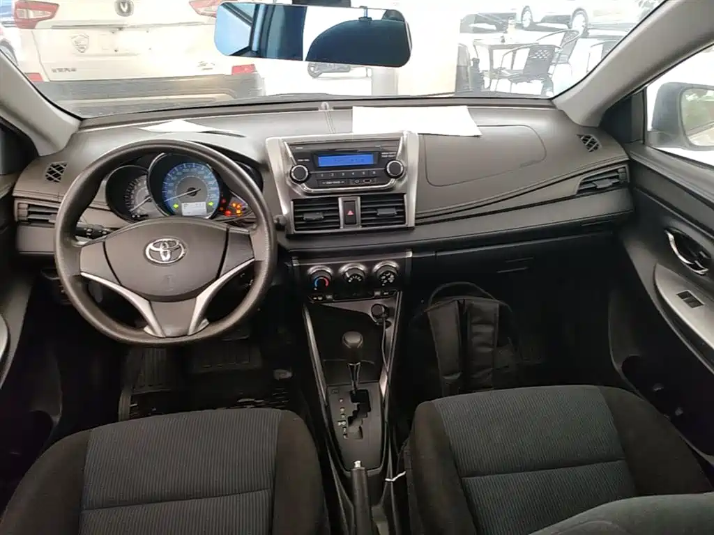 Toyota YARiS L Zhi Xuan 2015 1.5E Auto Charming Edition фото 10