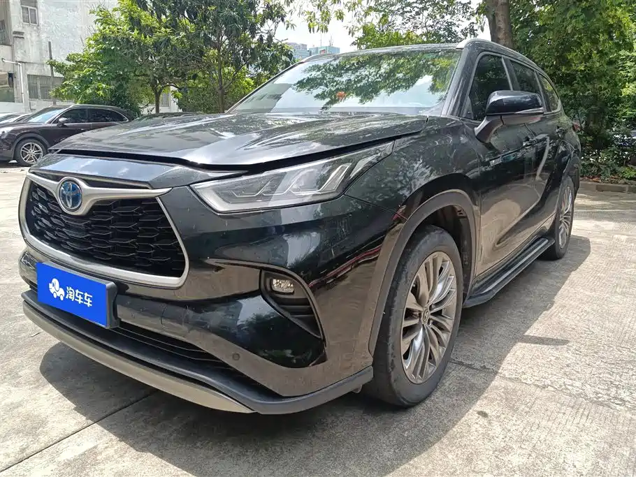 Toyota Highlander 2022 Model Dual Engine 2.5L 4WD Premium Edition 7-Seater
