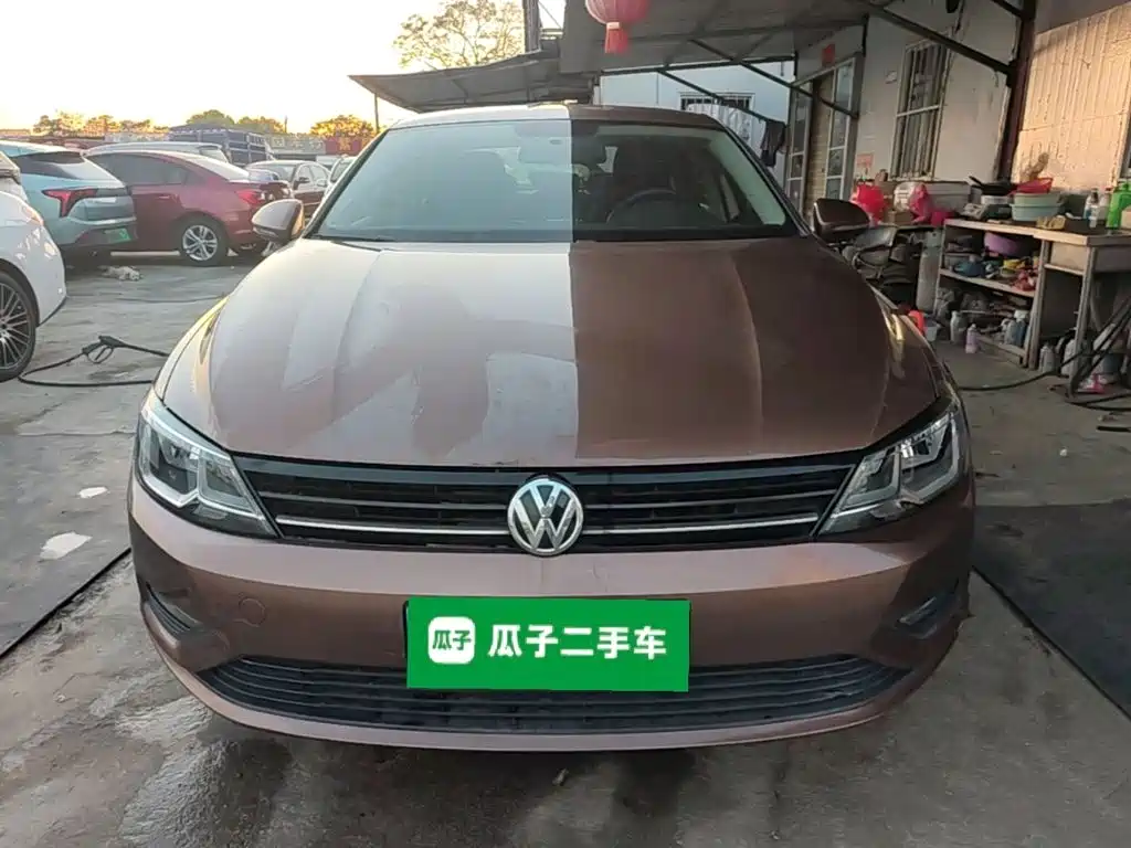 Volkswagen Lamando 2016 2015 230TSI DSG Style