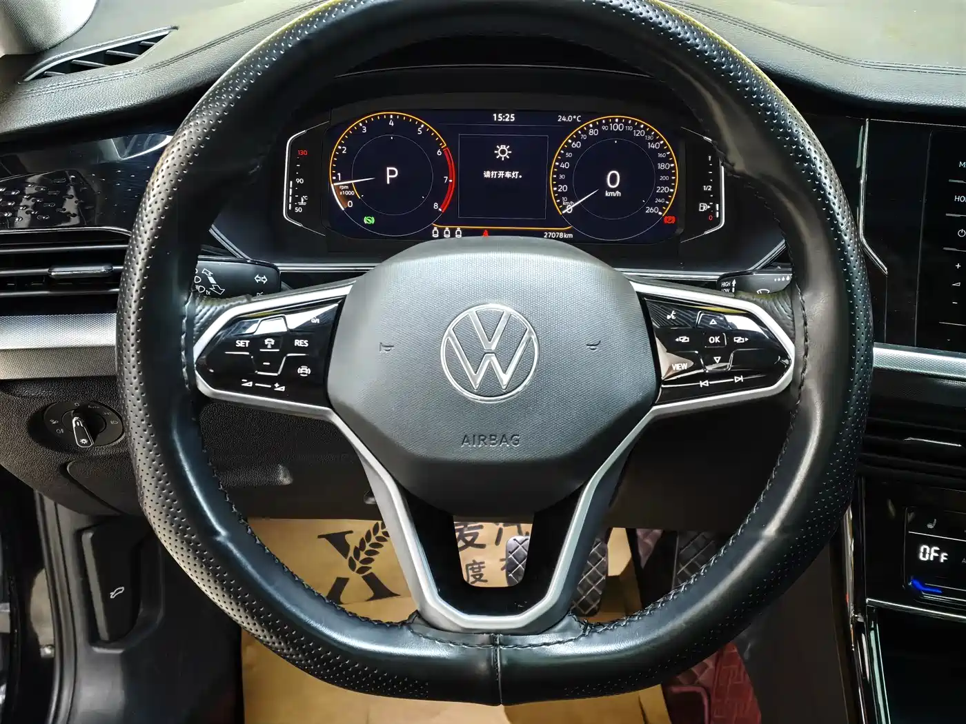 Volkswagen Passat 2023 330TSI Starlight Elite Edition фото 8