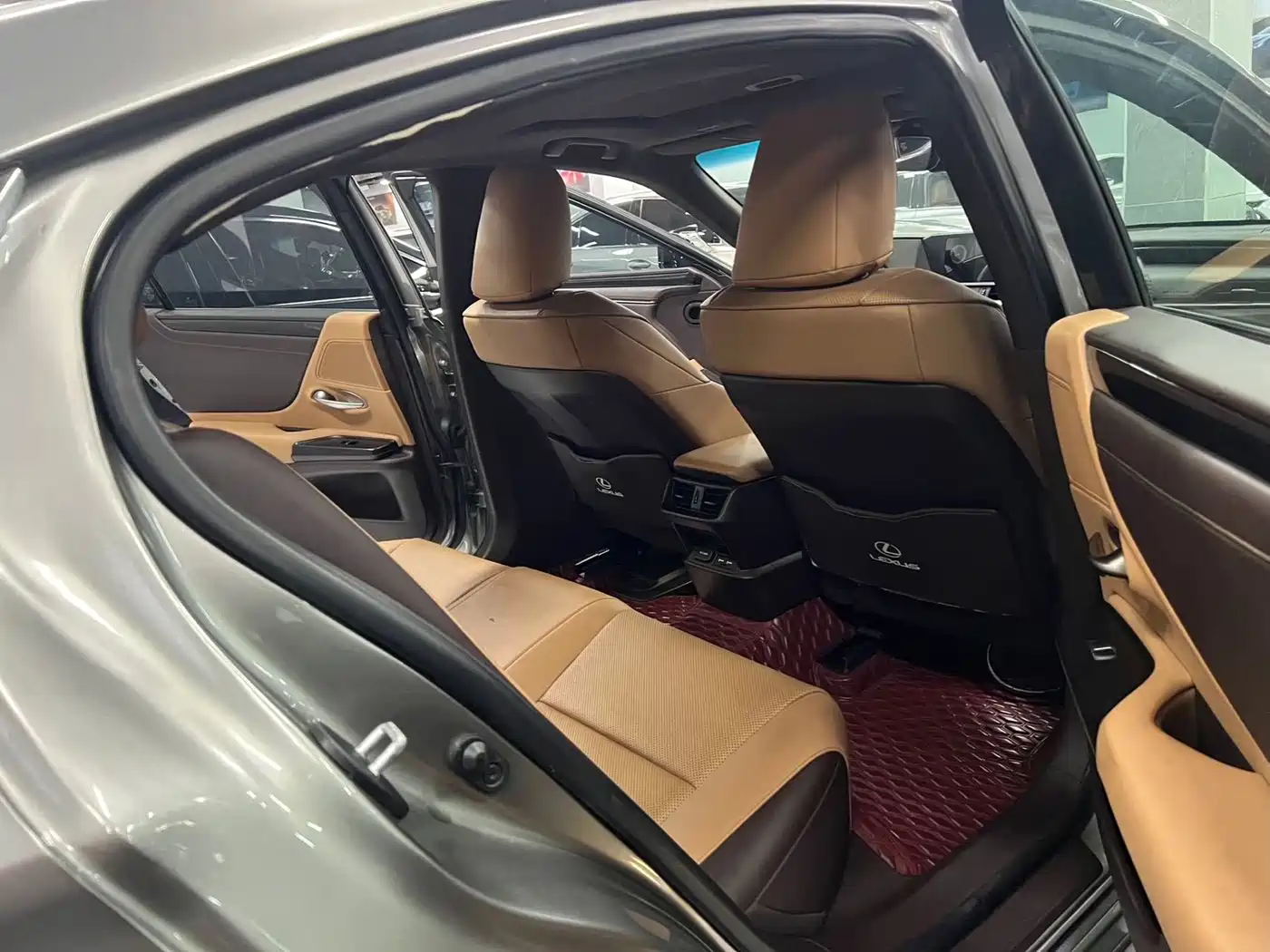 Lexus ES 2020 200 Excellence фото 6