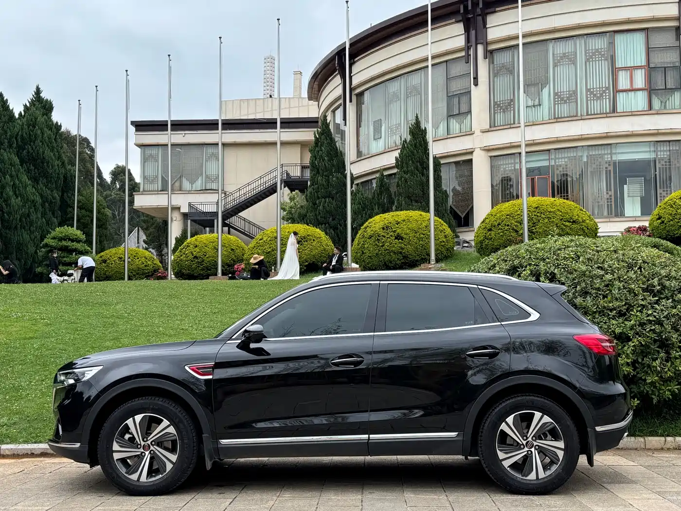 Hongqi HS5 2019 2.0T Smart Connect Enjoy Edition фото 4