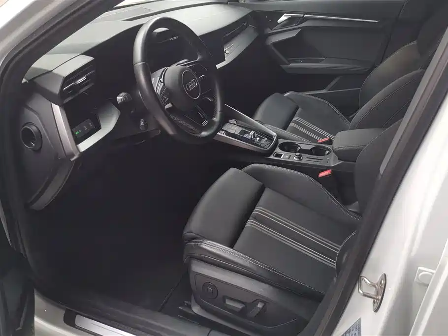 Audi A3 2022 A3L Limousine 35 TFSI Style Sport фото 9