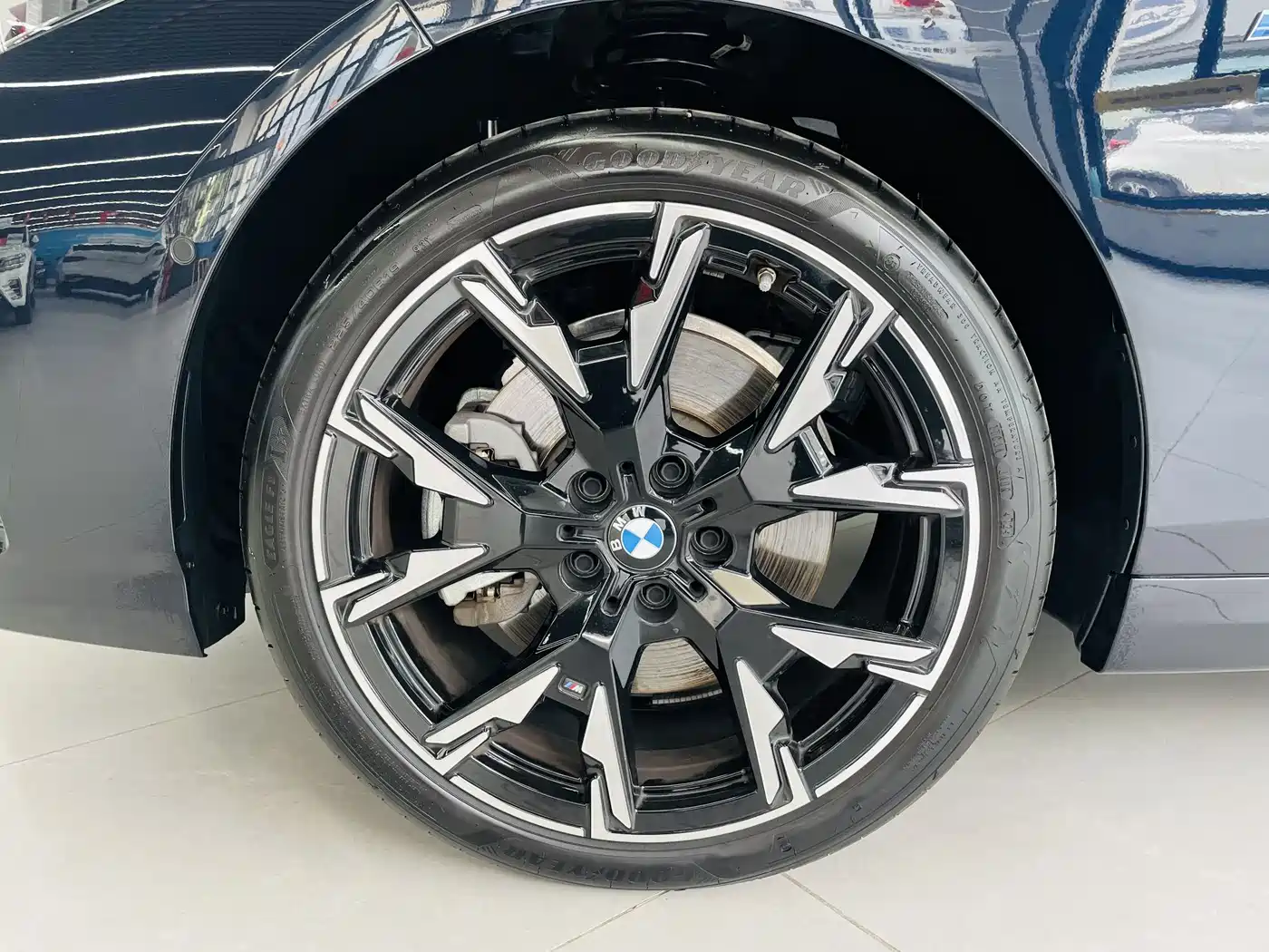BMW 2 Series 2025 225L M Sport Moonlight Package фото 3