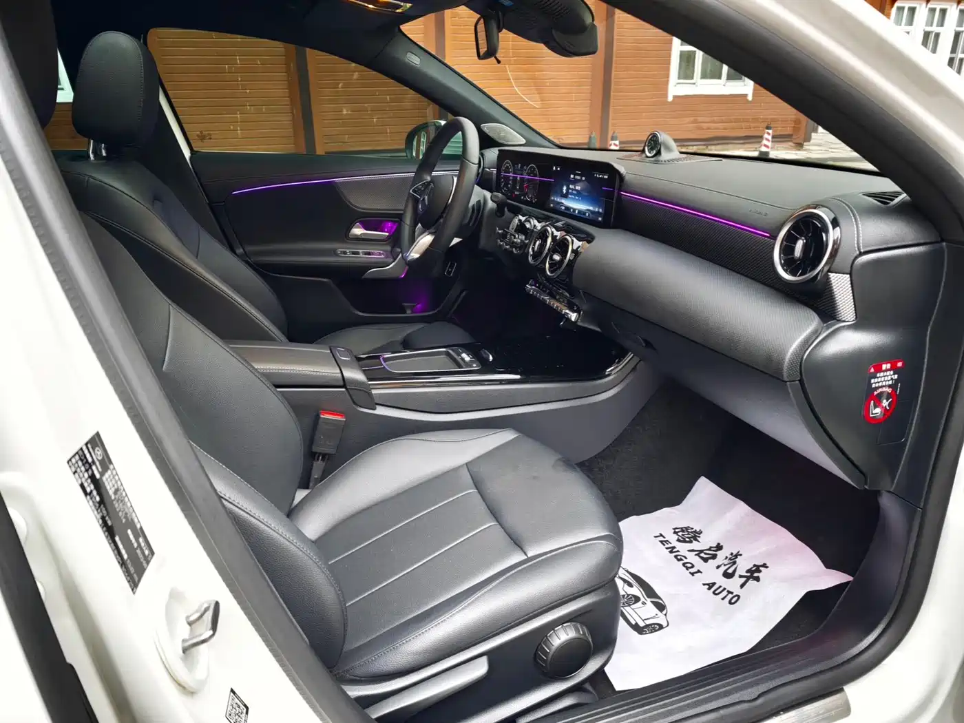 Mercedes-Benz A-Class 2023 A 180 L фото 12