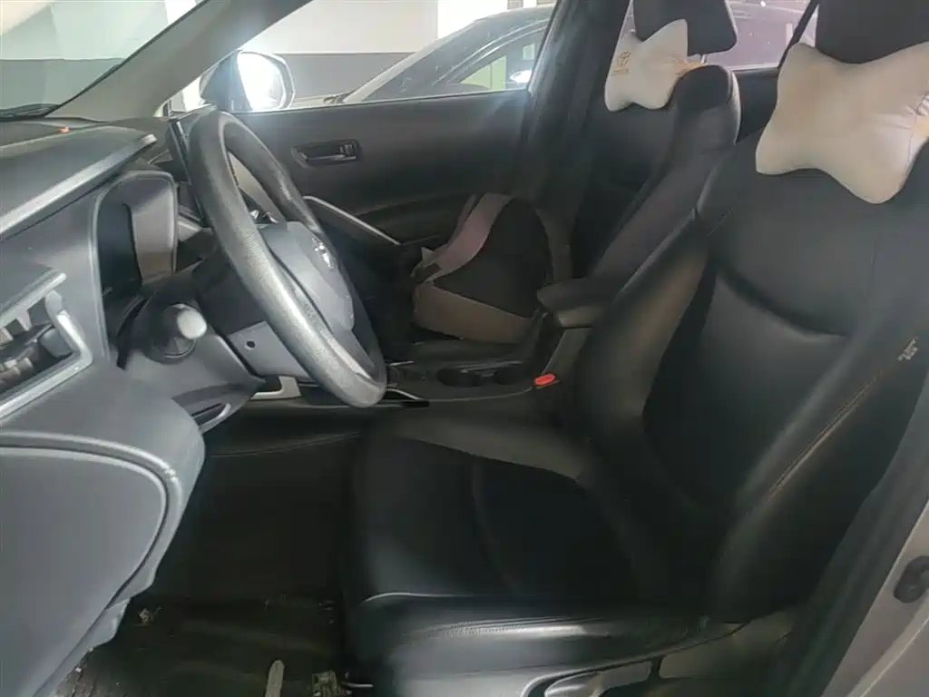 Toyota Corolla Cross 2024 2.0L Smart Hybrid Dual Engine Elite Edition фото 8