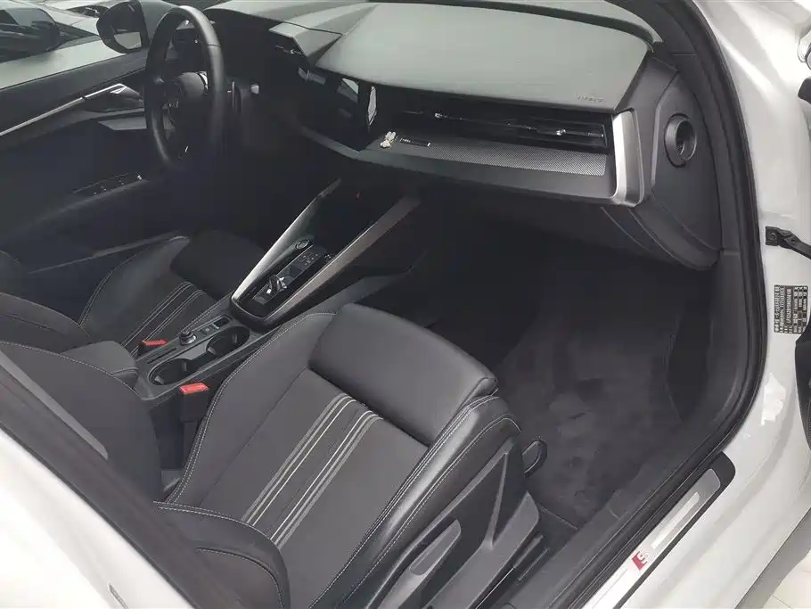 Audi A3 2022 A3L Limousine 35 TFSI Style Sport фото 8