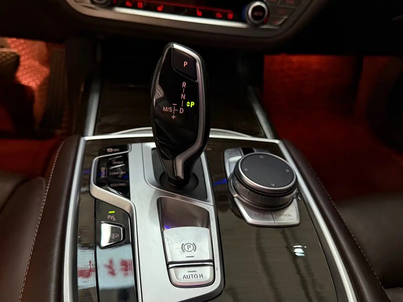 BMW 7 Series 2021 Model 730Li Luxury Package фото 15