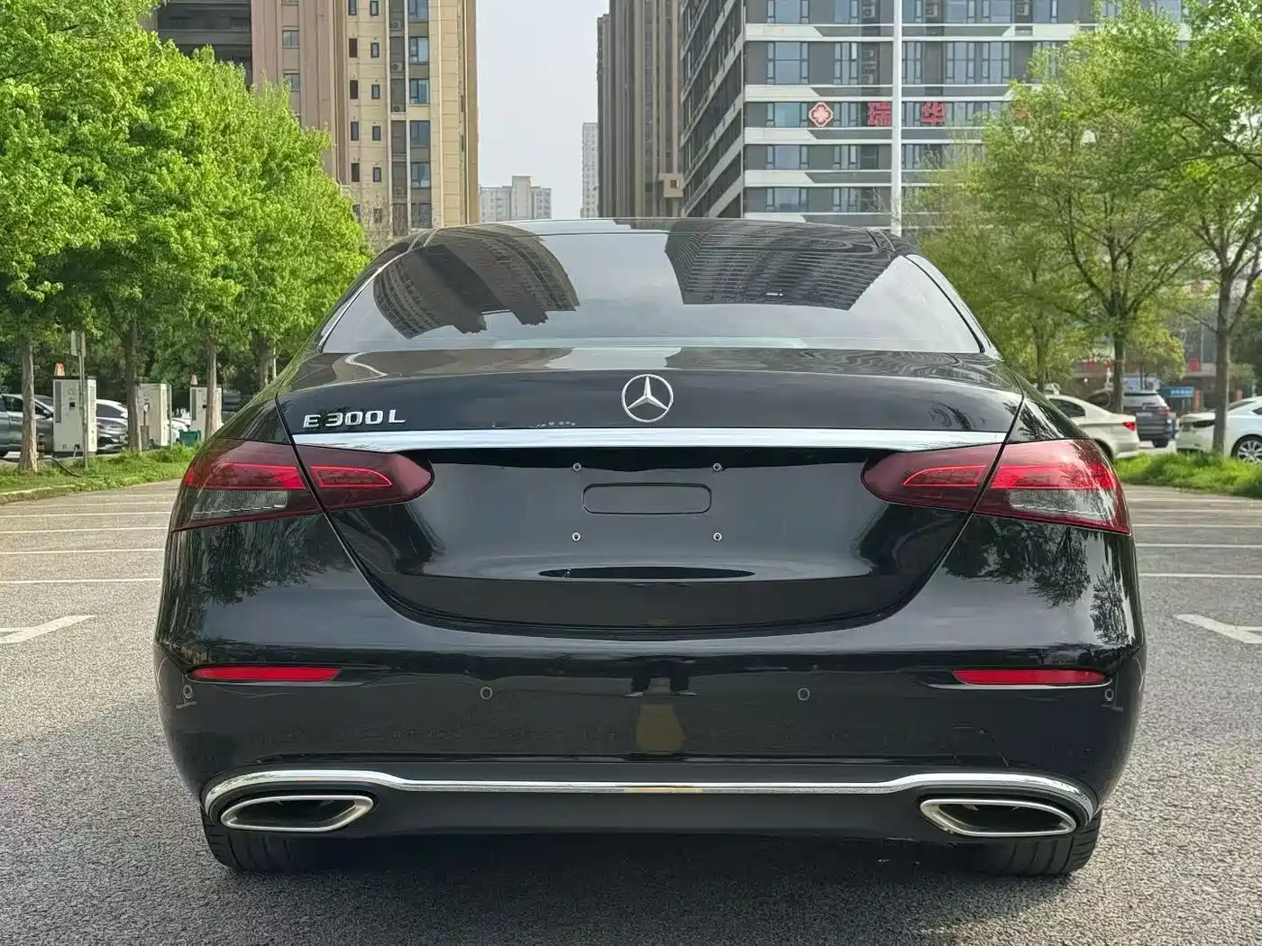 Mercedes-Benz E-Class 2021 E 300 L Luxury фото 8