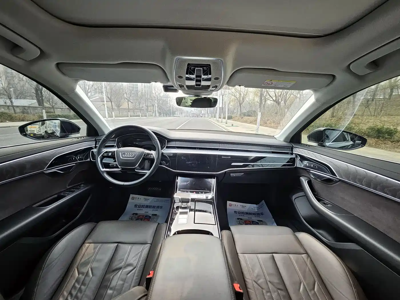 Audi A8 2023 A8L 45 TFSI quattro Luxury фото 11