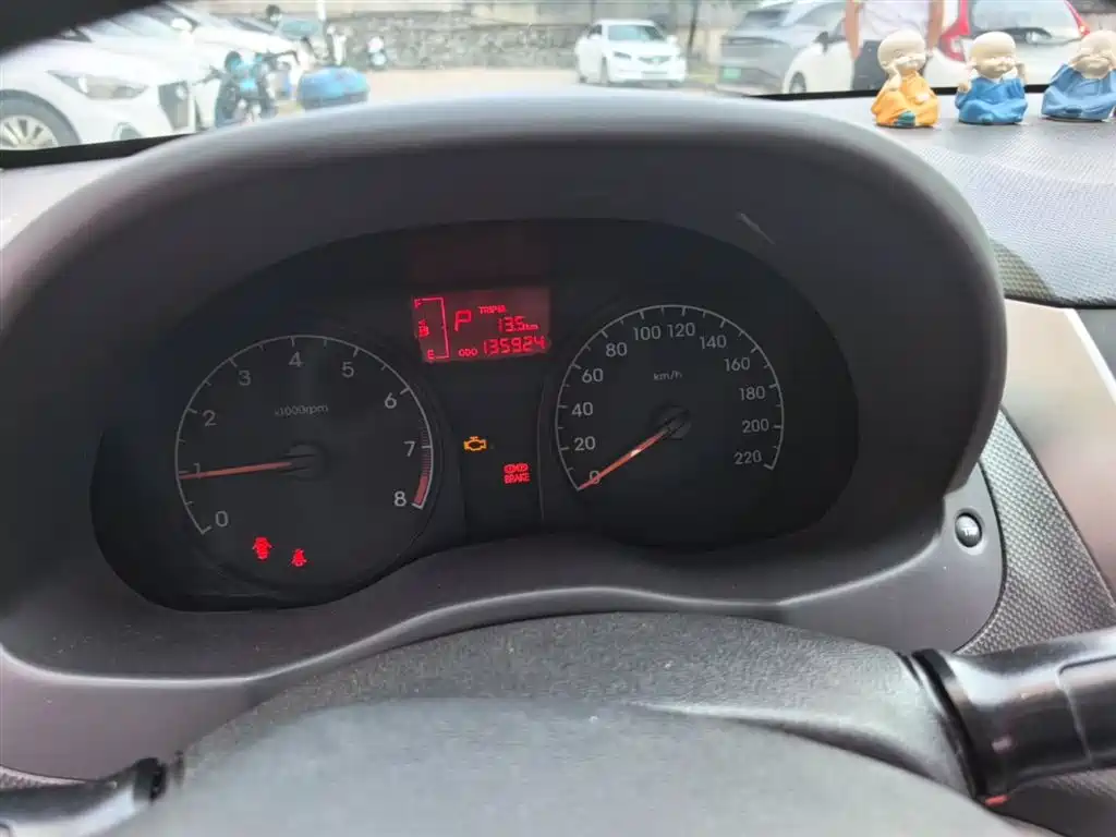 Hyundai Verna 2014 1.4L Automatic Smart GLS фото 12