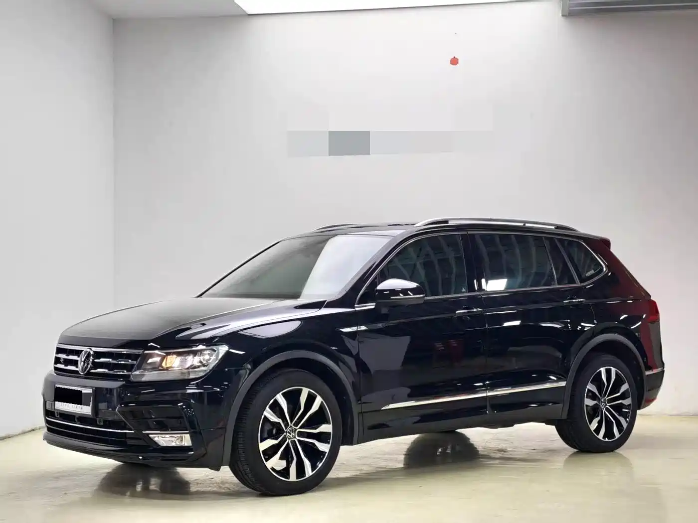 Volkswagen Tiguan L 2021 330TSI Automatic 2WD R-Line Premium