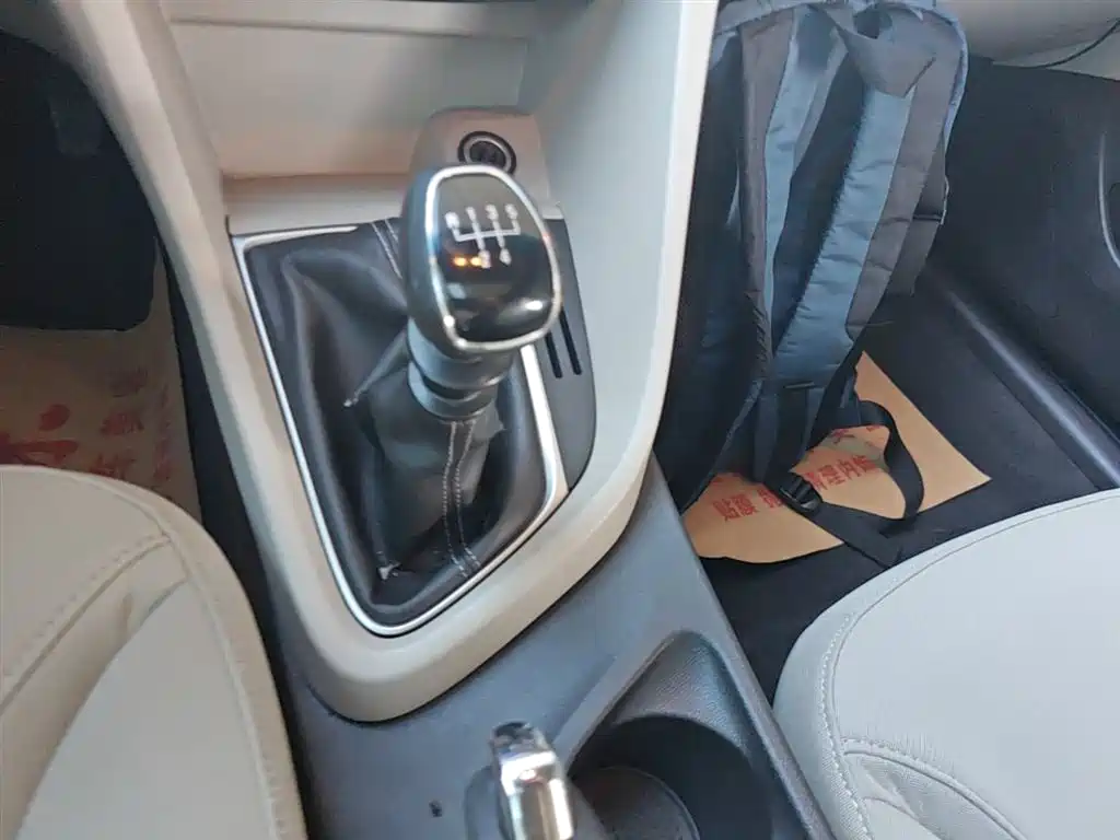 Buick Excelle 2015 15N Manual Elite фото 14