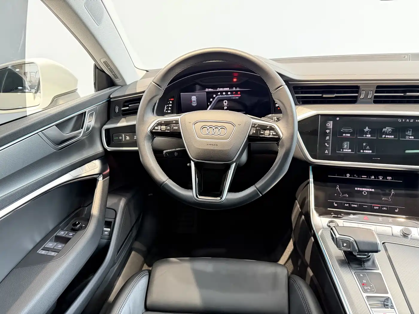 Audi A7 2023 Model 45 TFSI Premium Selection Edition фото 14