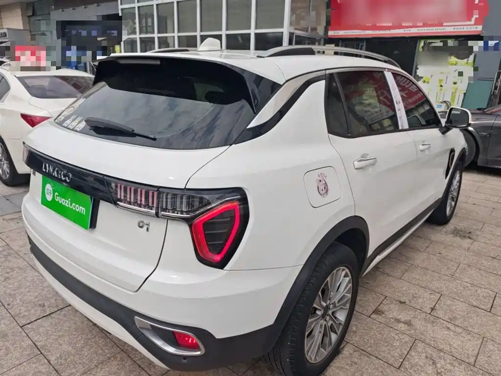 Lynk & Co 01 2018 2.0T 2WD Type+ Edition фото 6