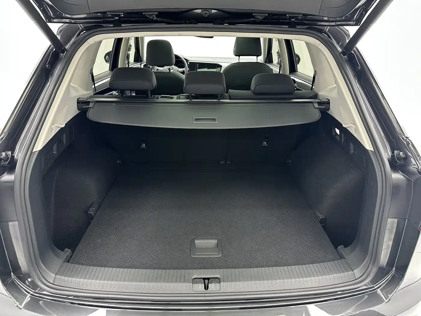 Volkswagen Tayron 2022 280TSI 2WD Luxury Smart Connect Edition фото 18