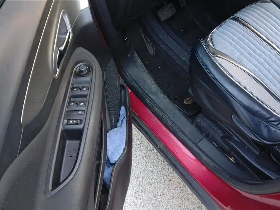 Buick Encore 2015 1.4T Automatic 2WD Urban Elite фото 7