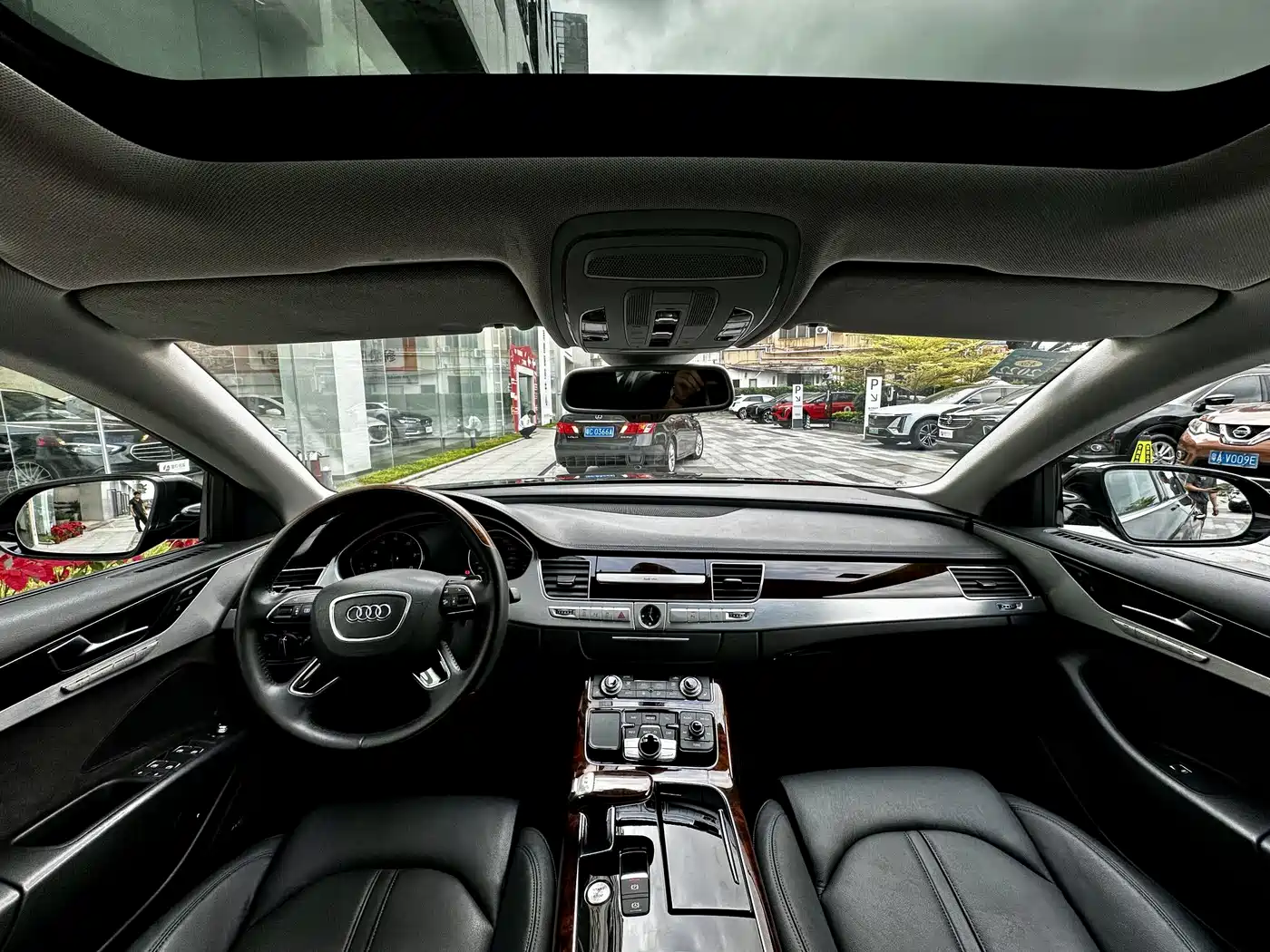 Audi A8 2016 A8L 30 FSI Comfort фото 15