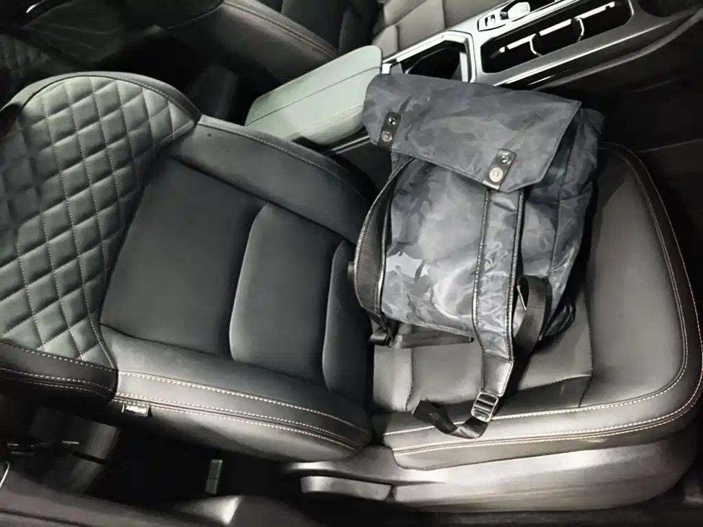 Geely Haoyue L 2024 2023 2.0T DCT Premium Model