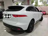 Фото 8 - Jaguar F-PACE