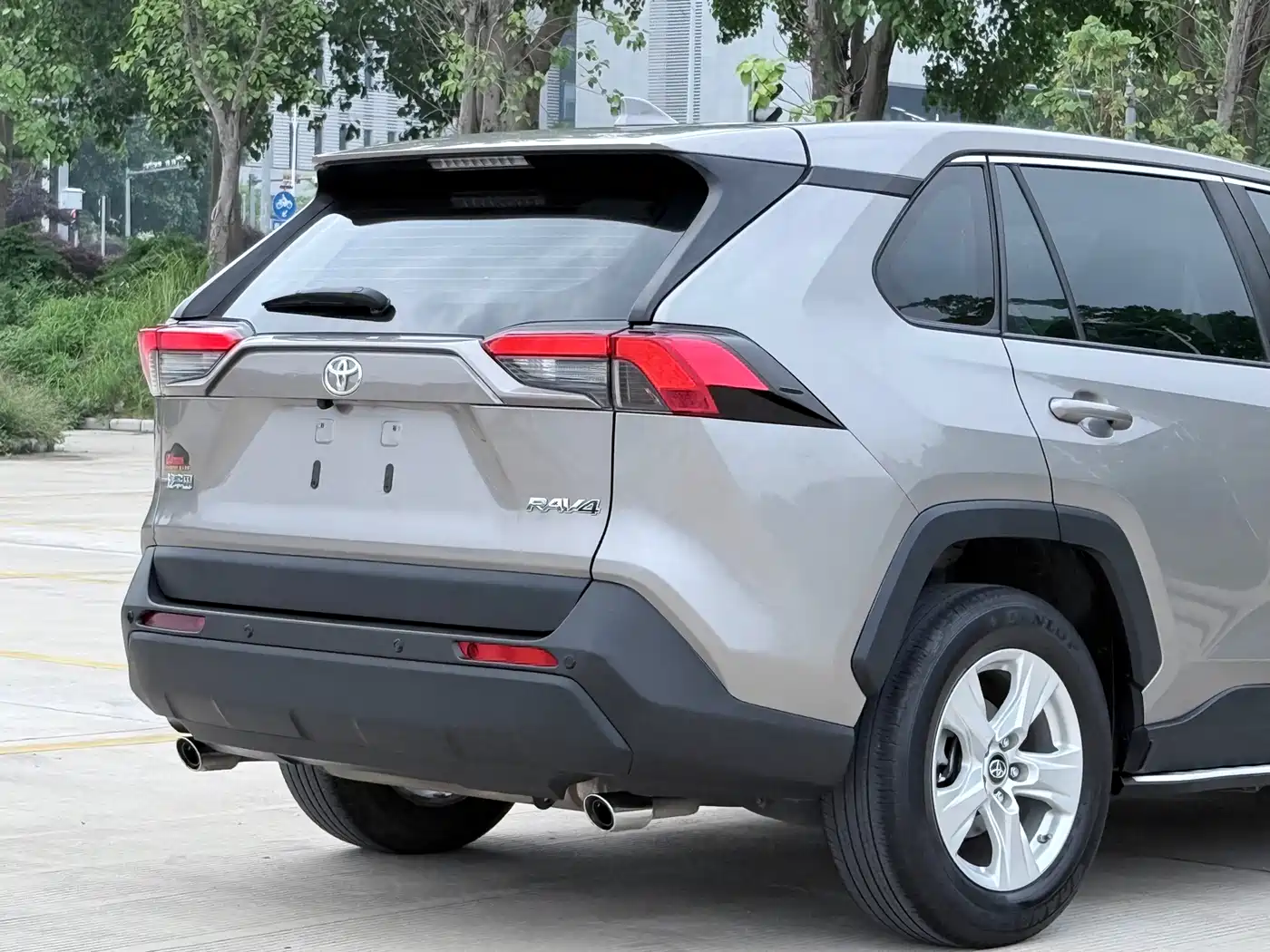 Toyota RAV4 Rongfang 2022 2.0L CVT 2WD Urban Edition фото 24