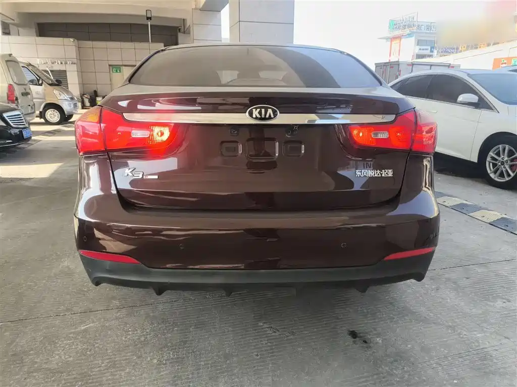 Kia K3 2015 1.6L Automatic GLS фото 6