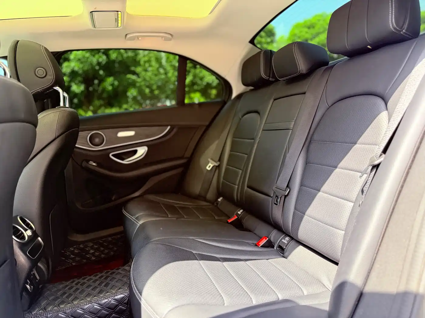 Mercedes-Benz C-Class 2020 Facelift C 260 L Sport фото 11