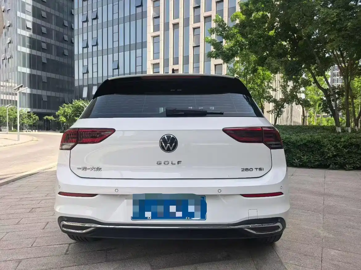 Volkswagen Golf 2023 280TSI DSG Pro фото 8