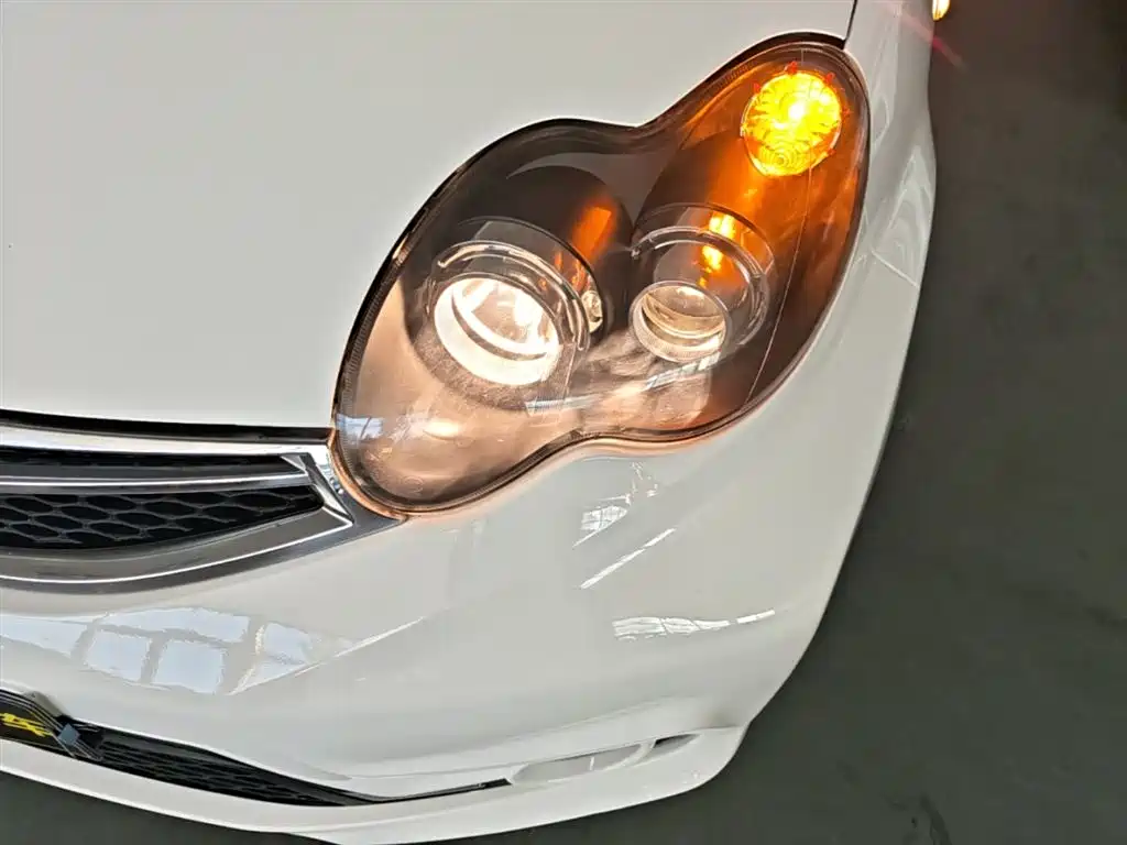 BYD F0 2015 1.0L AMT Xuan Cool Edition фото 24