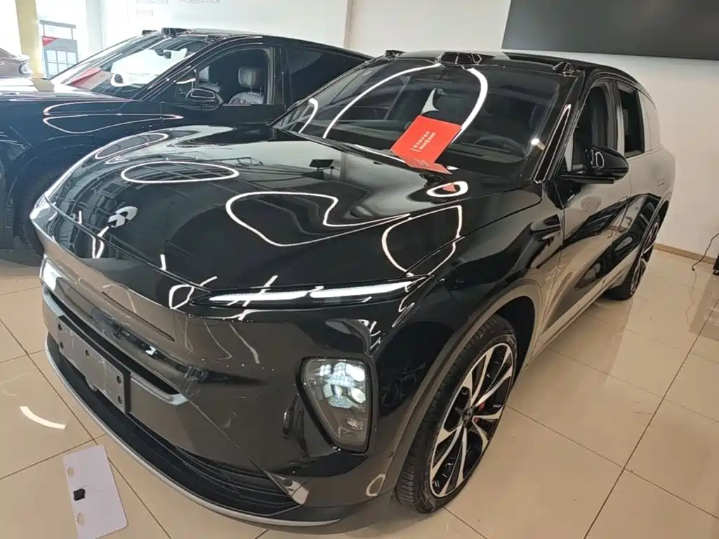 NIO ES8 2023