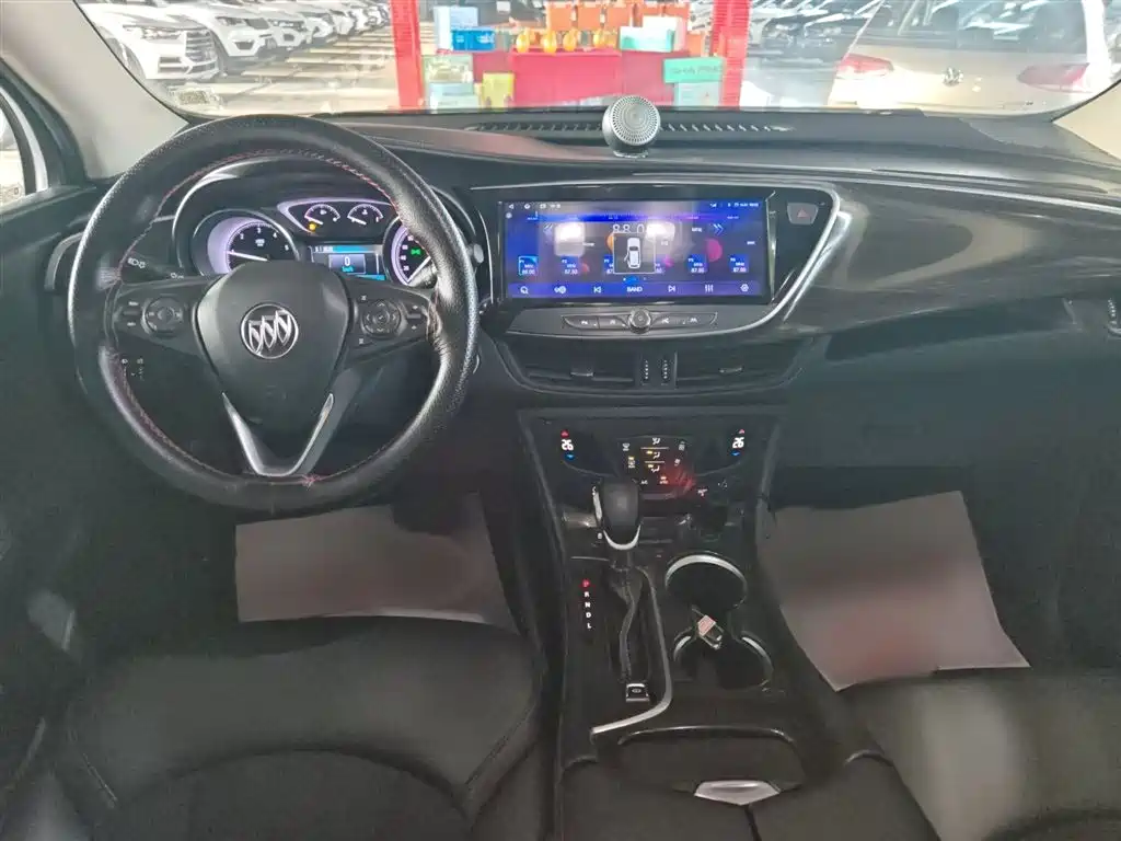 Buick Envision Plus 2020 20T FWD Leading фото 10