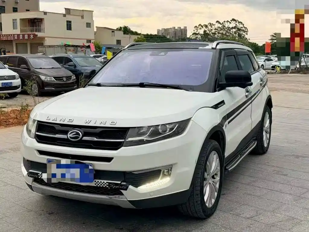 Photo 3 - Landwind X7