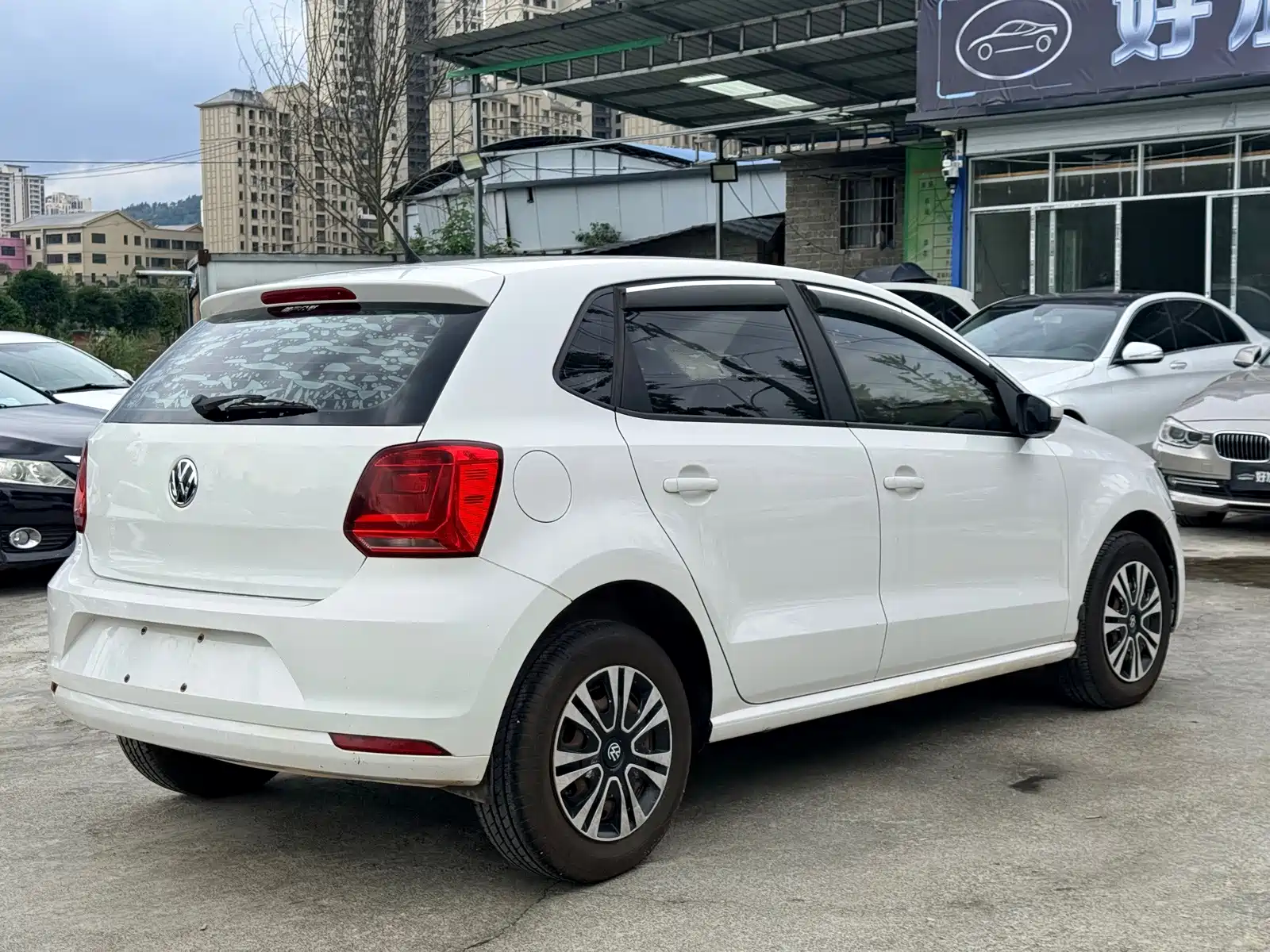 Фото 9 - Volkswagen Polo