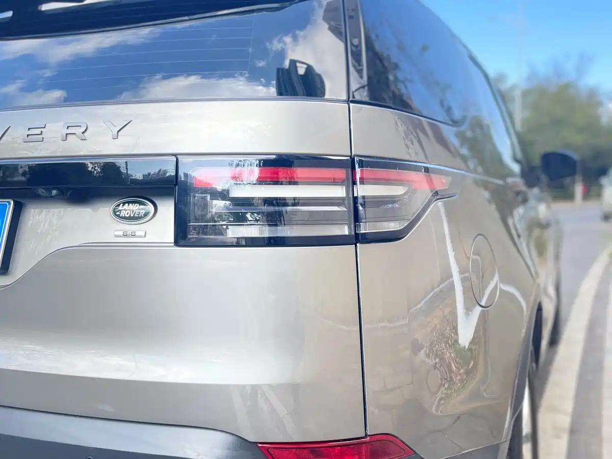 Land Rover Discovery 2020 3.0 SC V6 SE фото 10