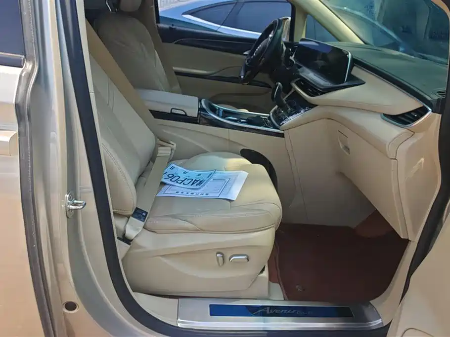 BUICK GL8