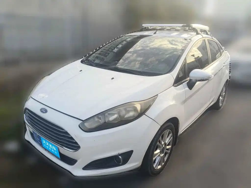 Фото 1 - Ford Fiesta