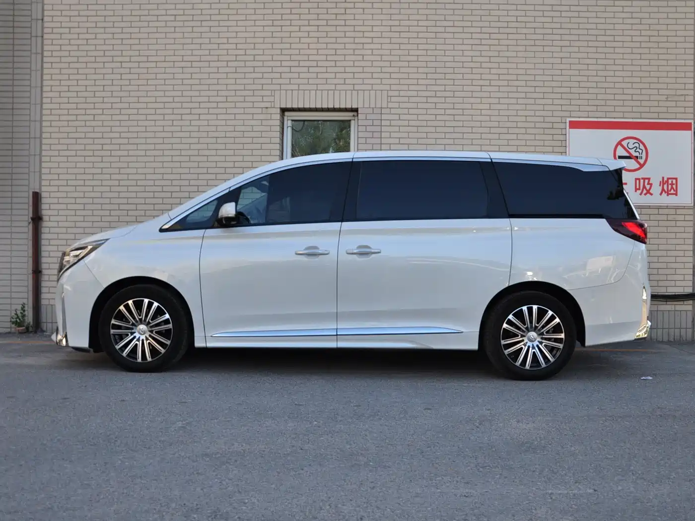 GAC Trumpchi Trumpchi M8 2023 Leading Series 390T Prestige Edition фото 5