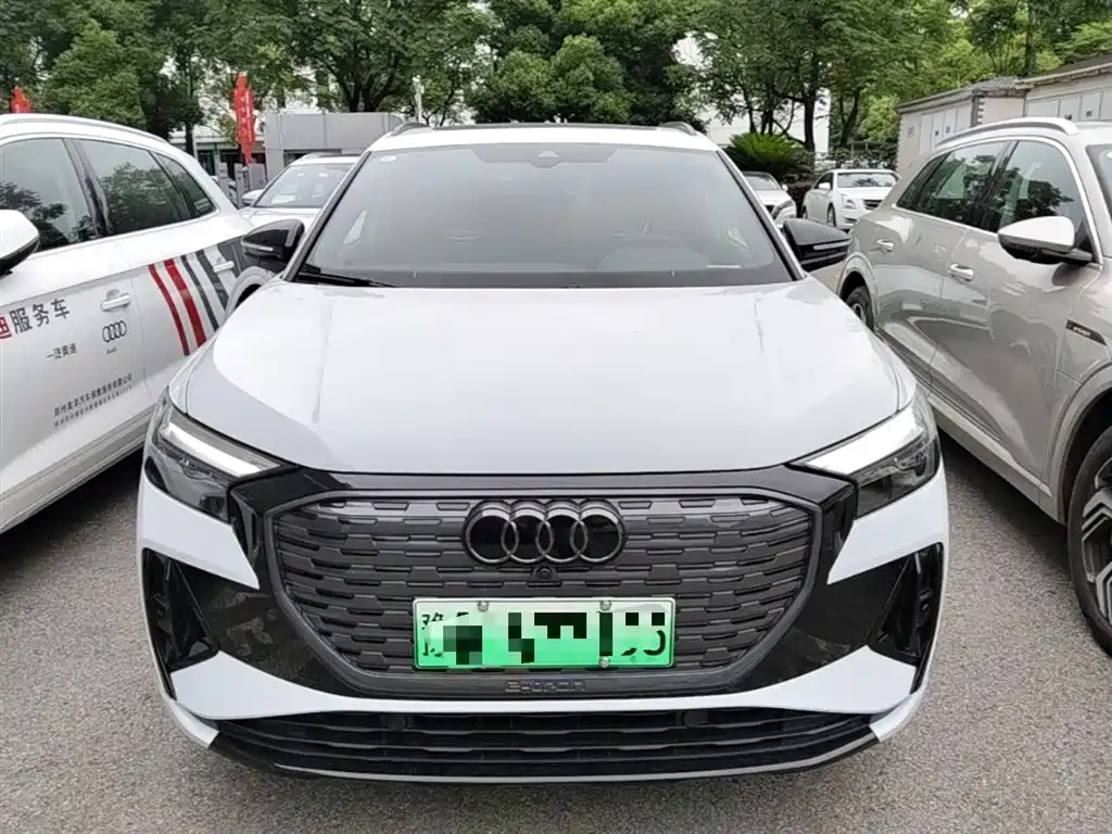Audi Q4 e-tron 2024 50 e-tron quattro Creation Night Edition фото 5