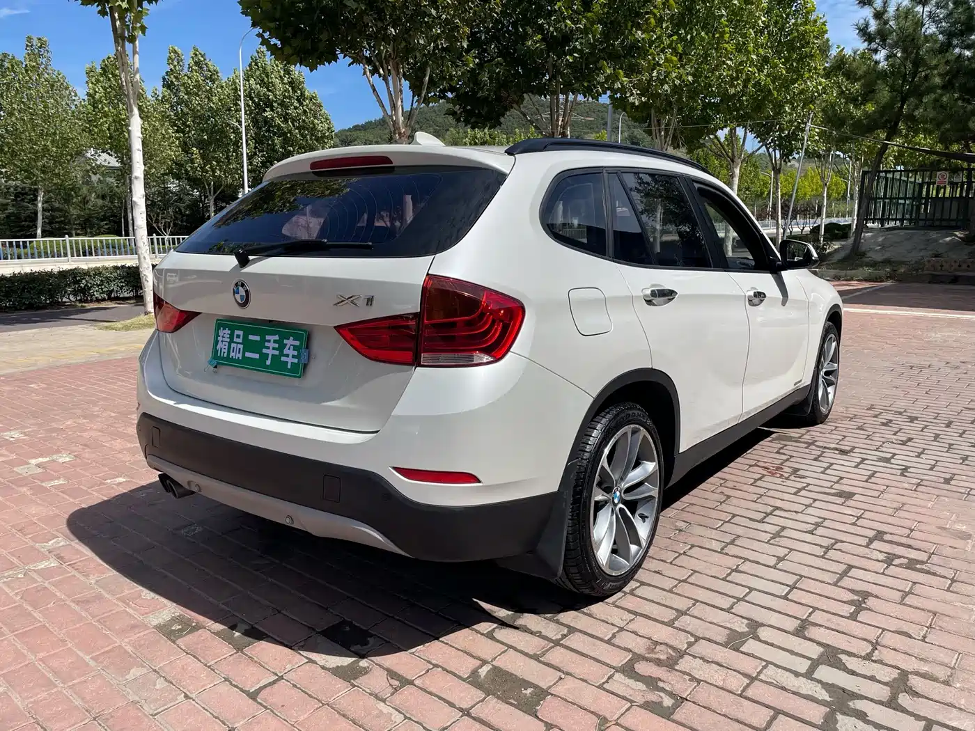 صورة 4 - BMW X1