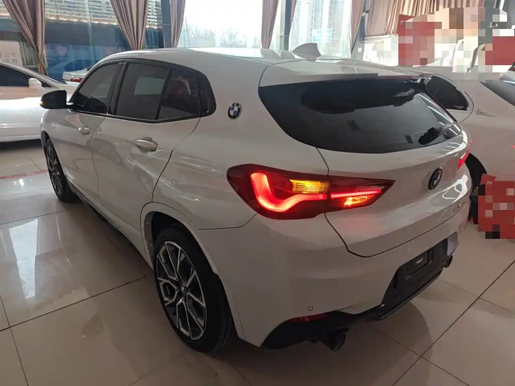 BMW X2 2021 Facelift sDrive25i Shadow Night Edition фото 5
