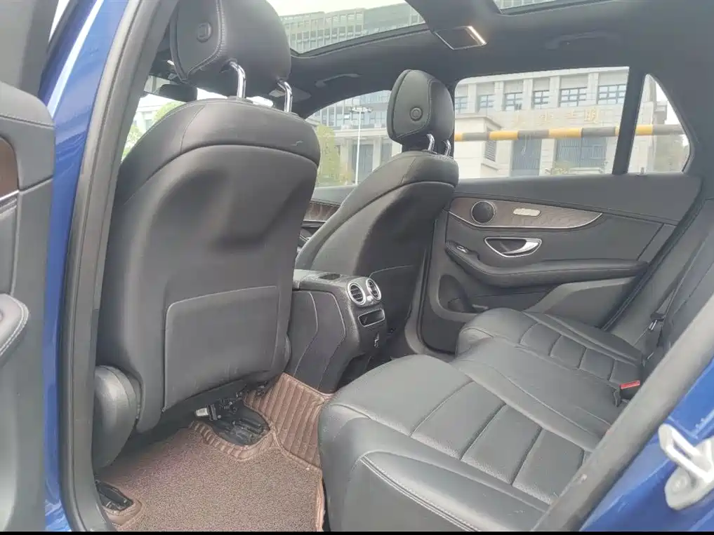 Mercedes-Benz GLC 2020 Facelift GLC 260 L 4MATIC Luxury фото 14